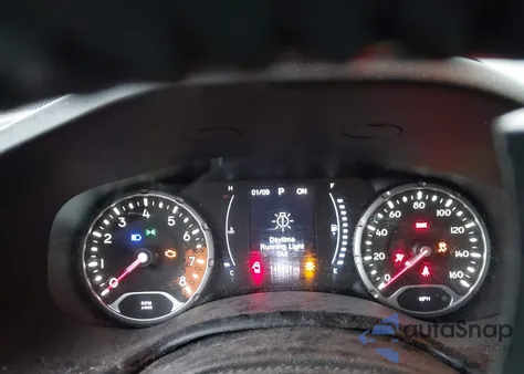 2017 Jeep Renegade Latitude 4X4 z USA, uszkodzony, nr VIN ZACCJBBB5HPF34573